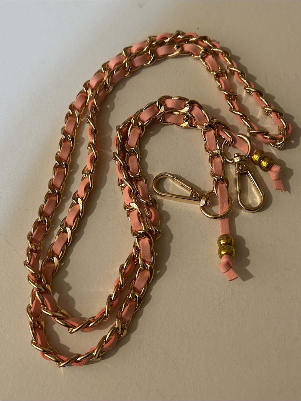 Pink and Gold Chain crossbody strap for bags
Could also be worn as belt